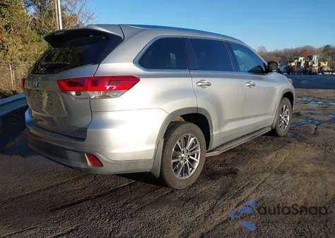 2017 Toyota Highlander Xle из США, поврежденный, VIN 5TDJZRFH5HS391330